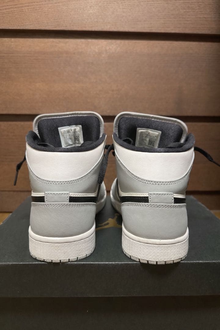 靴 Nike Air Jordan 1 Mid