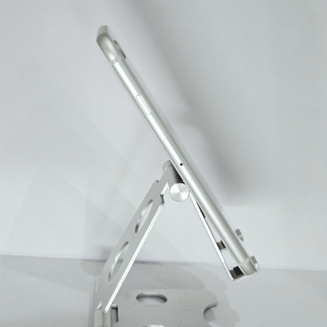 39 iPhone8 シルバー SIMフリー 美品 バッテリー86%