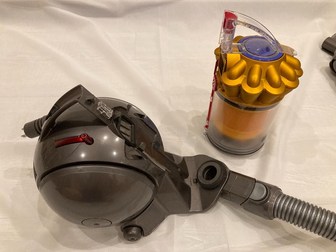 Dyson(ダイソン) DC48 掃除機 タングルフリータービンツール付き