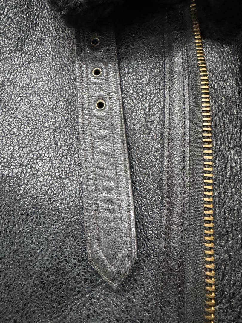 unlimited works 様AVIREX Ｂ３　ブラック美品　オマケ付き