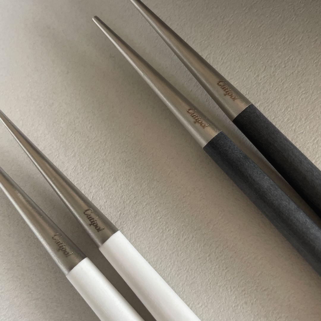 【未使用】cutipol クチポール　白　黒　お箸セット