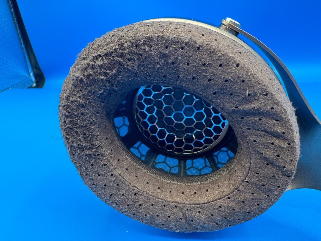 【国内正規品】Focal Clear MG 開放型ヘッドホン 完品【美品】