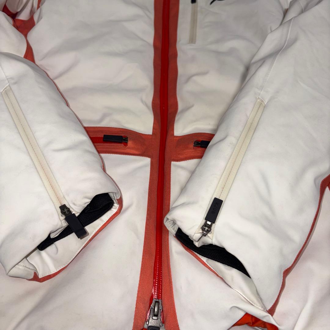 【良品】KJUS チュース ウイメンズ ダックダウン　スキーウェア　サイズM