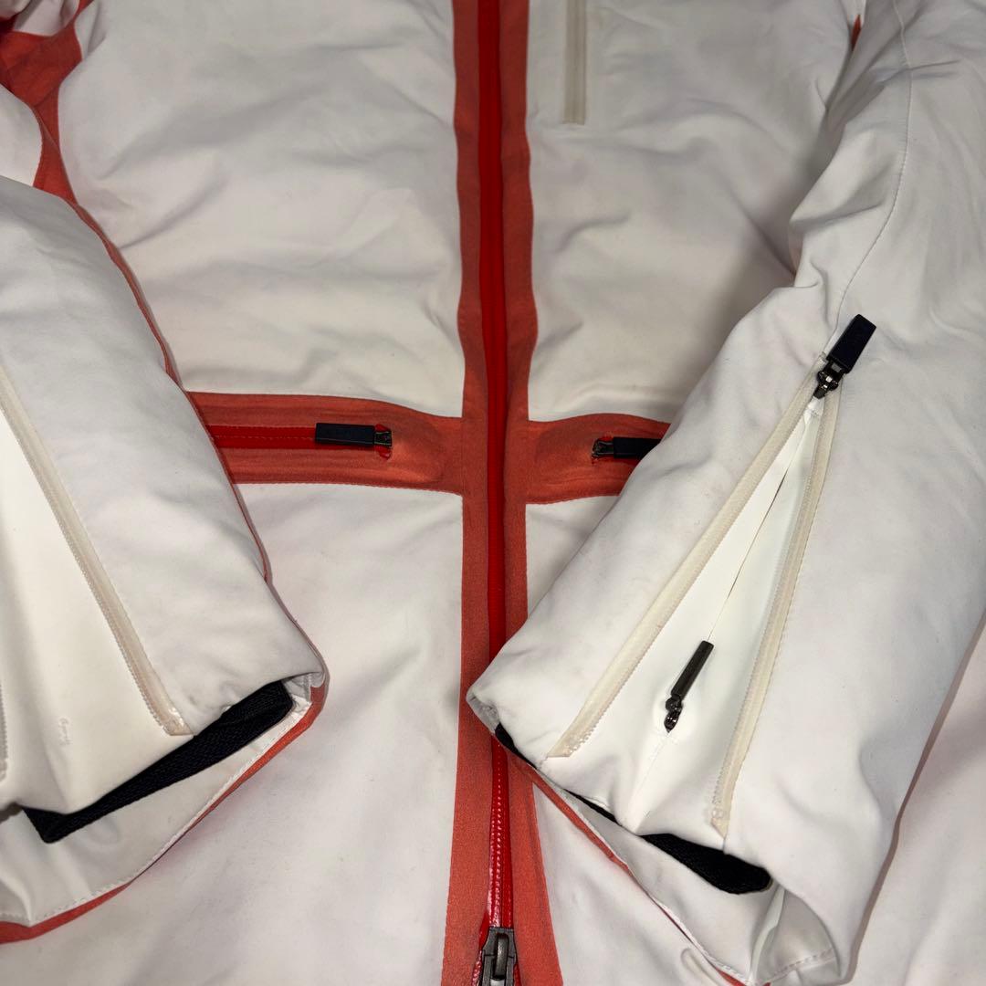 【良品】KJUS チュース ウイメンズ ダックダウン　スキーウェア　サイズM