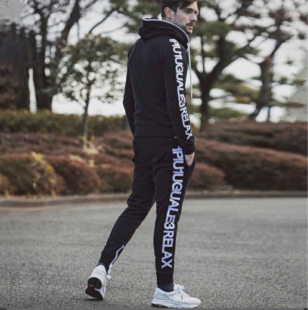 1PIU1UGUALE3 スウェットパーカー&パンツセット