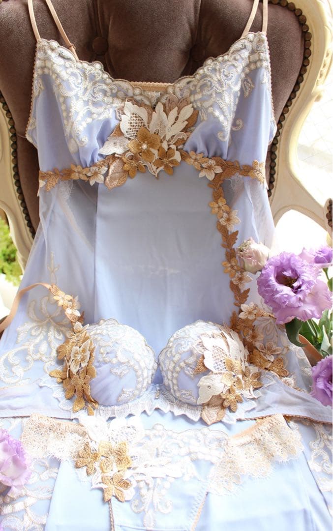 サルート 02 プレステージ 新品タグ付 P-upブラTバックM E65 PU