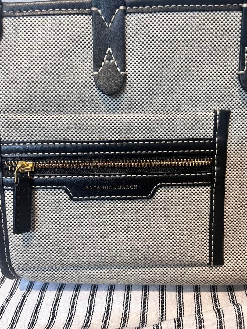 アニヤハインドマーチ　キャンバスパイピングショルダーバッグ美品