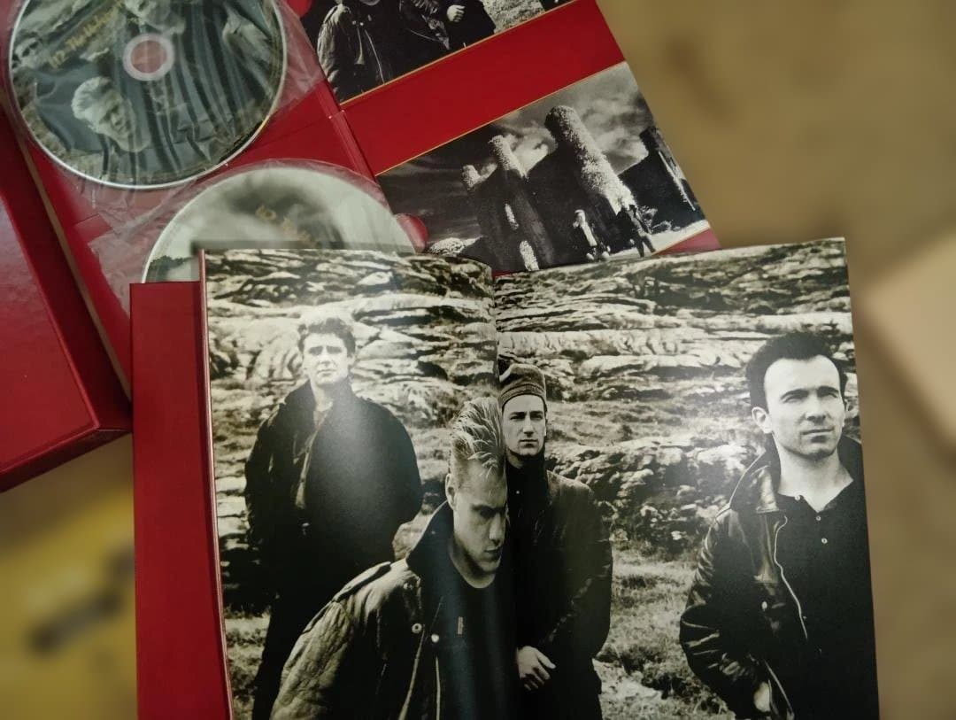 U2 スーパーデラックスエディション 2CD+DVD セット