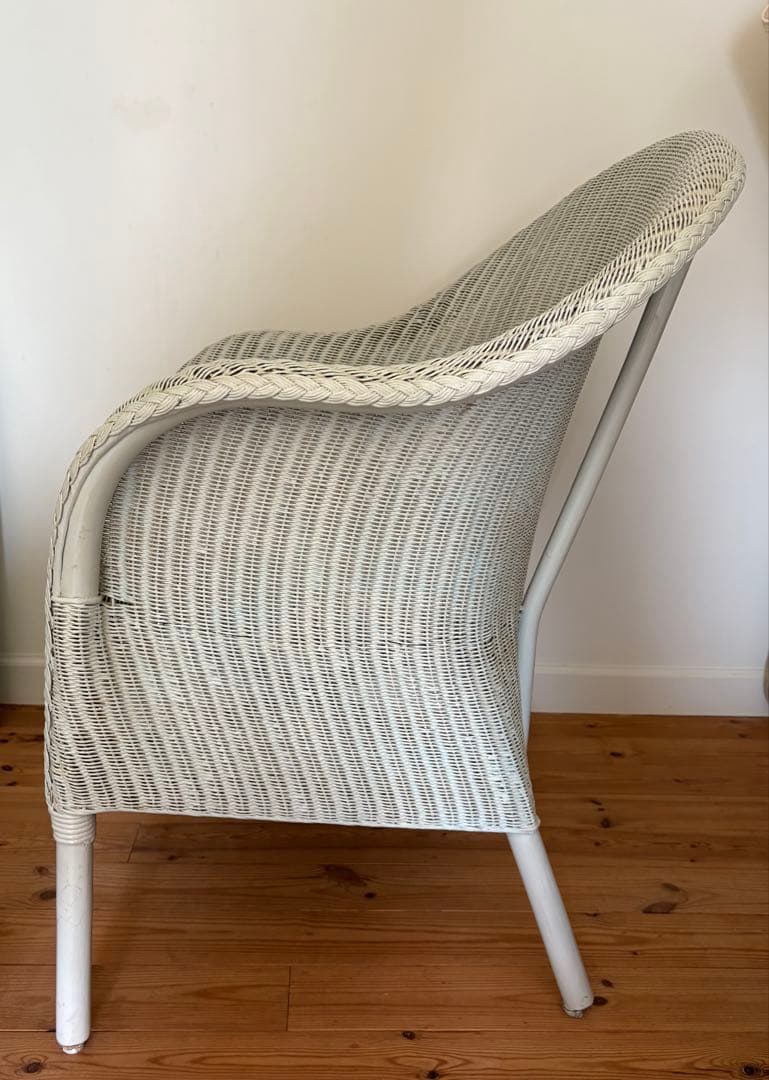 ロイドルーム ホワイト アンティーク アームチェア