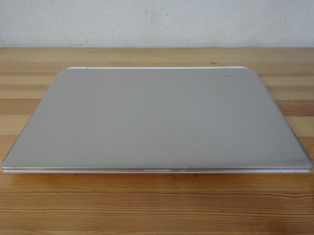 東芝ノートパソコン dynabook T55/45MG3D/中古特価良品