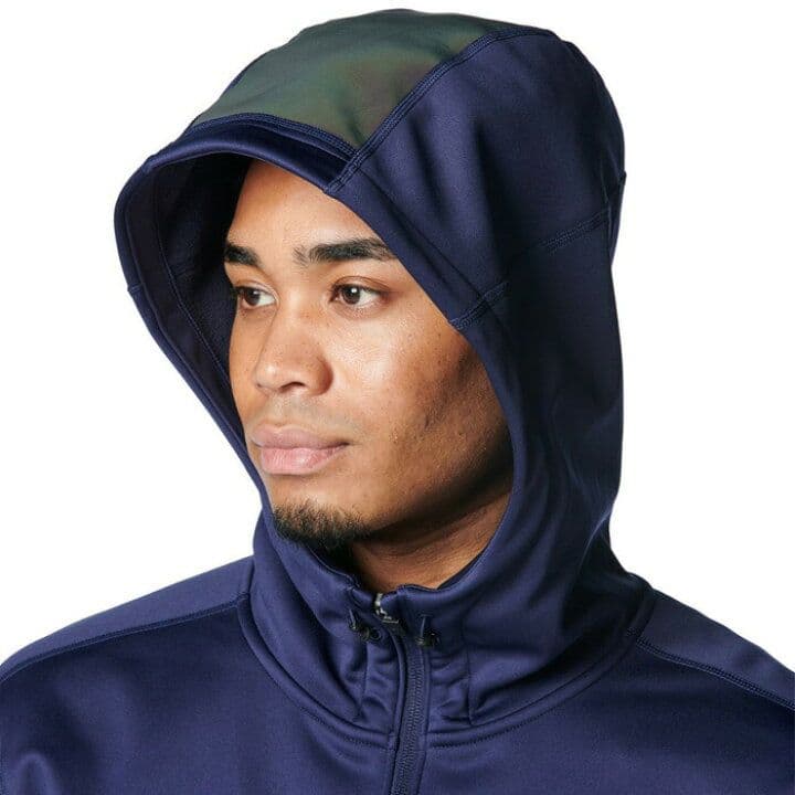 UNDER ARMOUR 2024秋冬限定モデルウインター ニット 3レイヤー