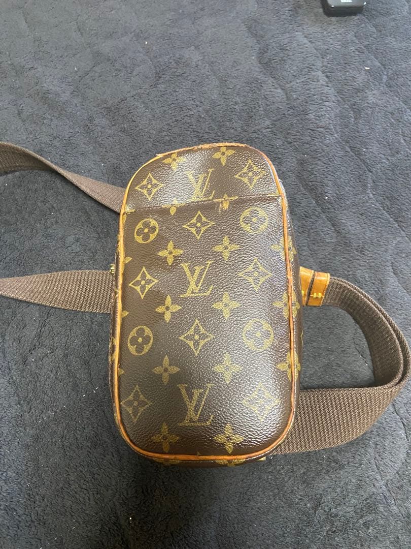 ルイ・ヴィトン モノグラム ボディバッグ