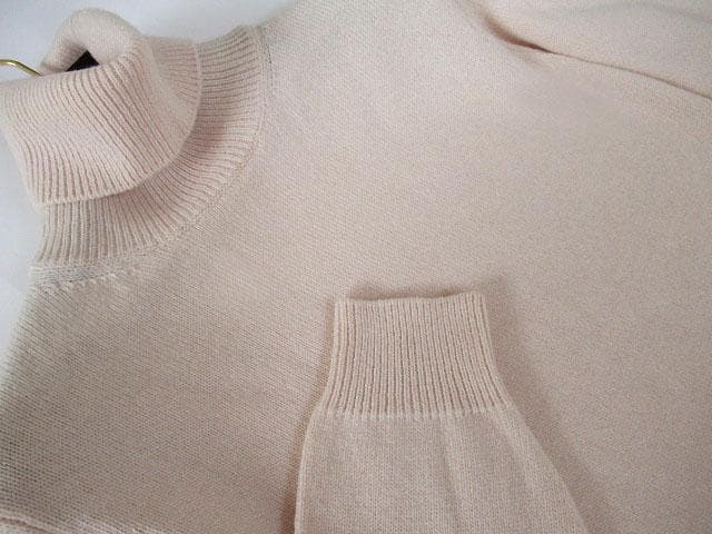 明日までの出品です 美品 CELINE　セリーヌ　カシミヤ セーター　サルキー