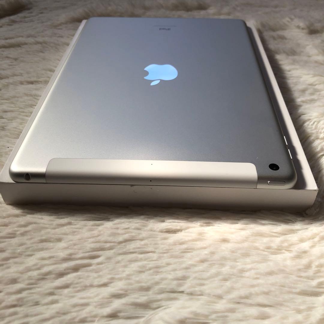 【即購入OK】iPad 第9世代 セルラーモデル【極美品】 #13 【付属品】