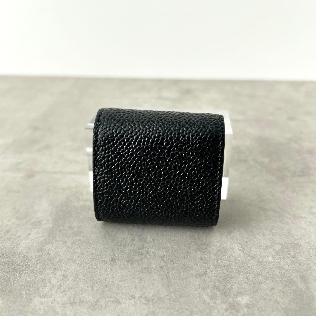 【未使用近✨️】トムブラウン AirPodsケース ケース ブラック