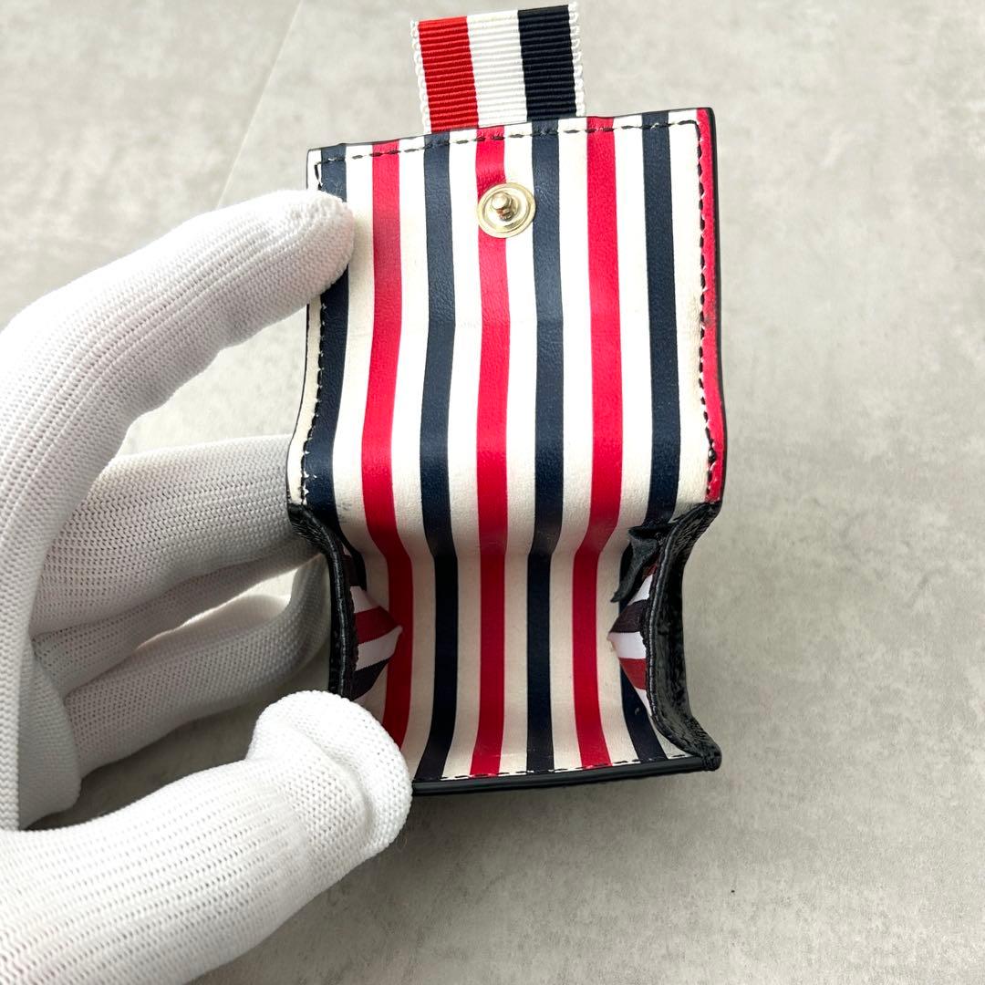 【未使用近✨️】トムブラウン AirPodsケース ケース ブラック