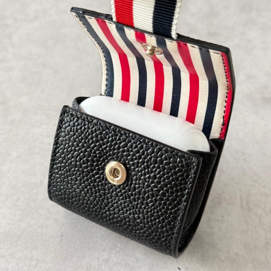 【未使用近✨️】トムブラウン AirPodsケース ケース ブラック