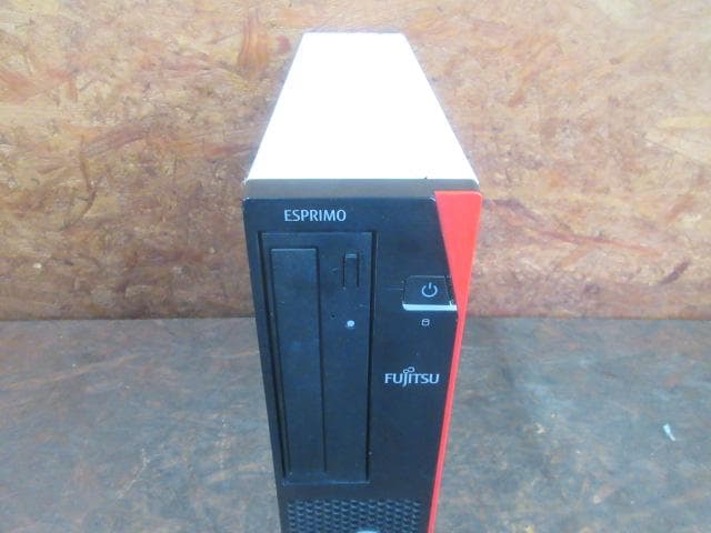 送料込★ 富士通 ESPRIMO D588/TX i7 8th Genジャンク