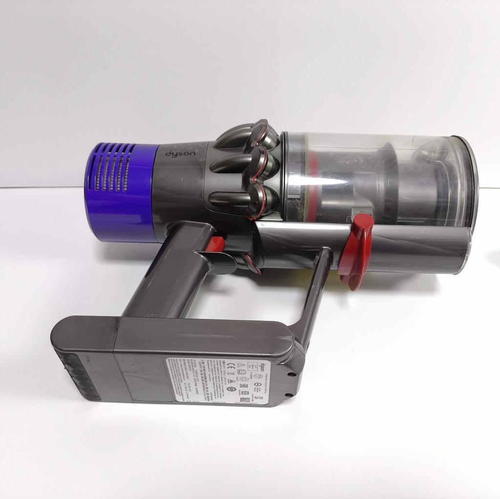 バッテリー良好　ダイソン SV12 サイクロン掃除機 本体と付属品 No25