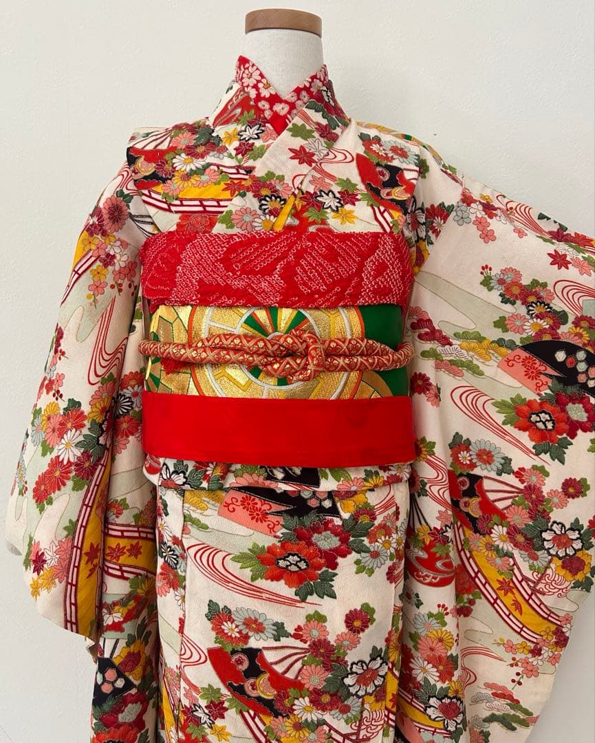 7歳　七五三　アンティーク正絹着物、帯、帯揚げ、帯締め、しごきのセット