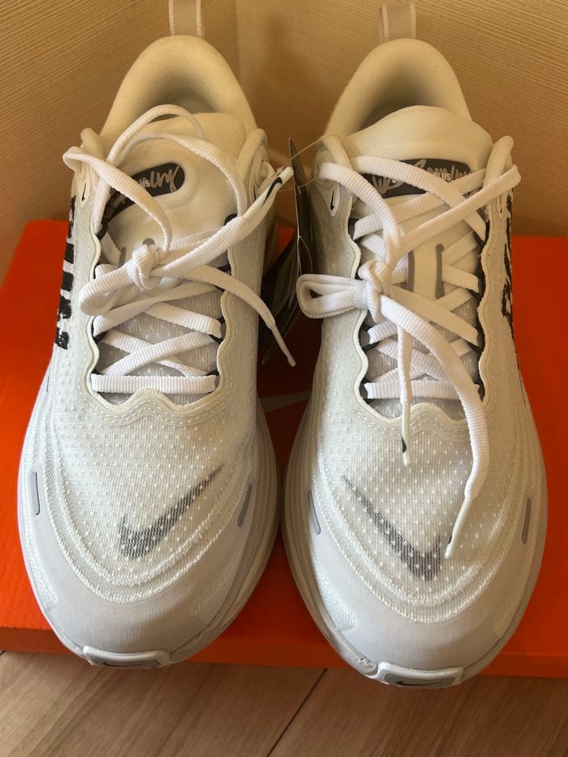 Nike ボメロプラス　ZoomX 限定カラー