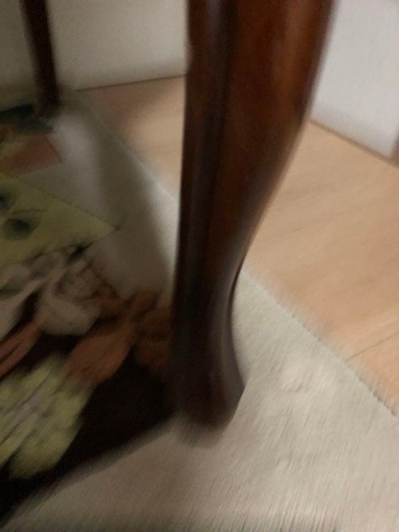 お値下げしましたビンテージ フローラル刺繍の椅子