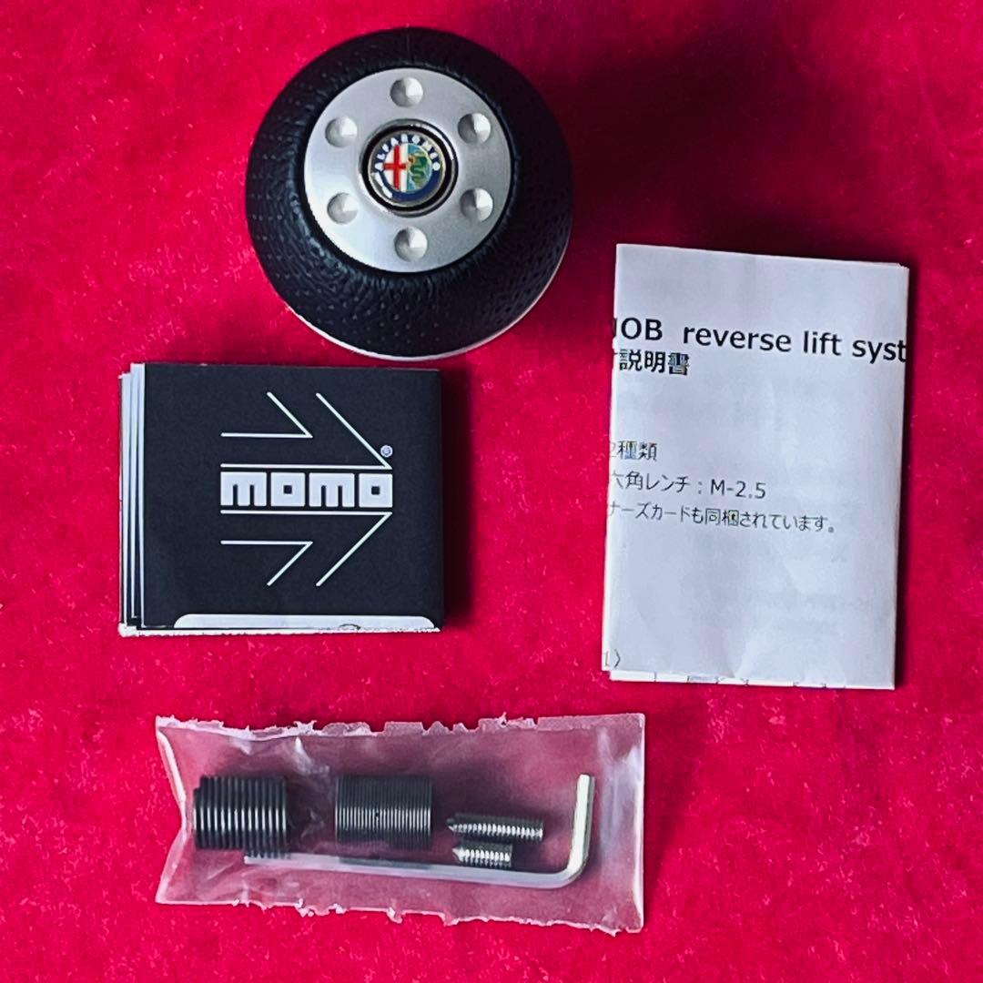 アルファロメオ福袋！MOMO リバースロック対応シフトノブその他アクセサリー沢山