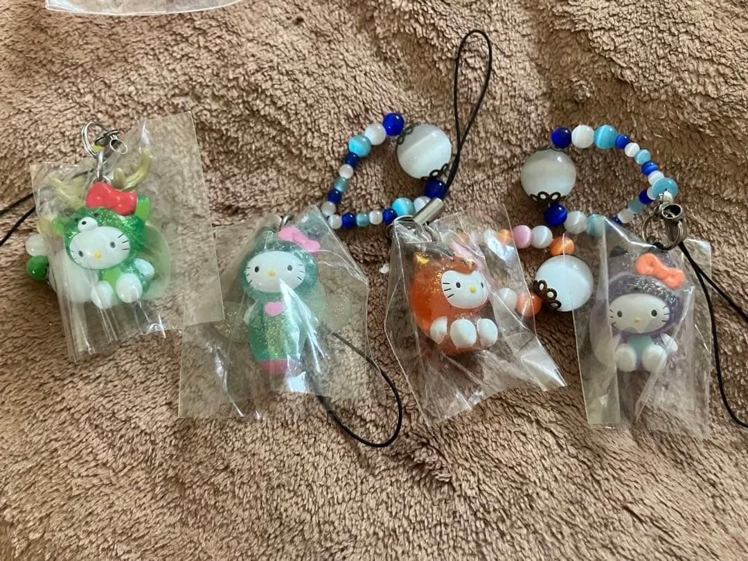 合馬公式アカウント1 様 ハローキティ ご当地根付け 海外含む