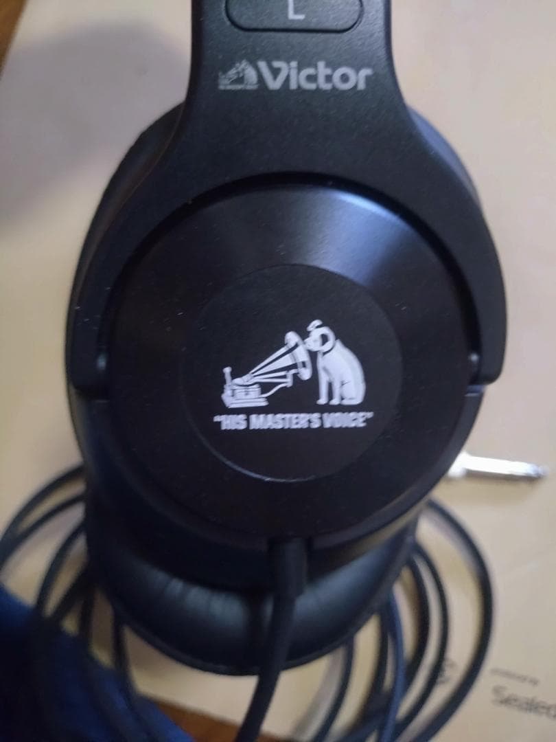 ヘッドホン Victor HA-MX100V
