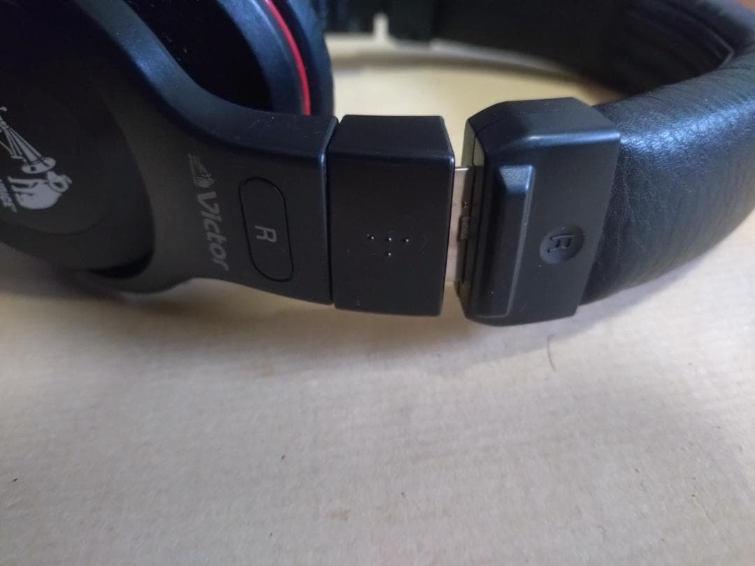 ヘッドホン Victor HA-MX100V