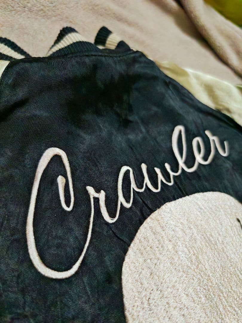 Back street crawler 日本限定 スカジャン unisexサテン