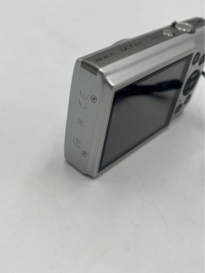 Canon pc2332 IXY 210 デジカメ