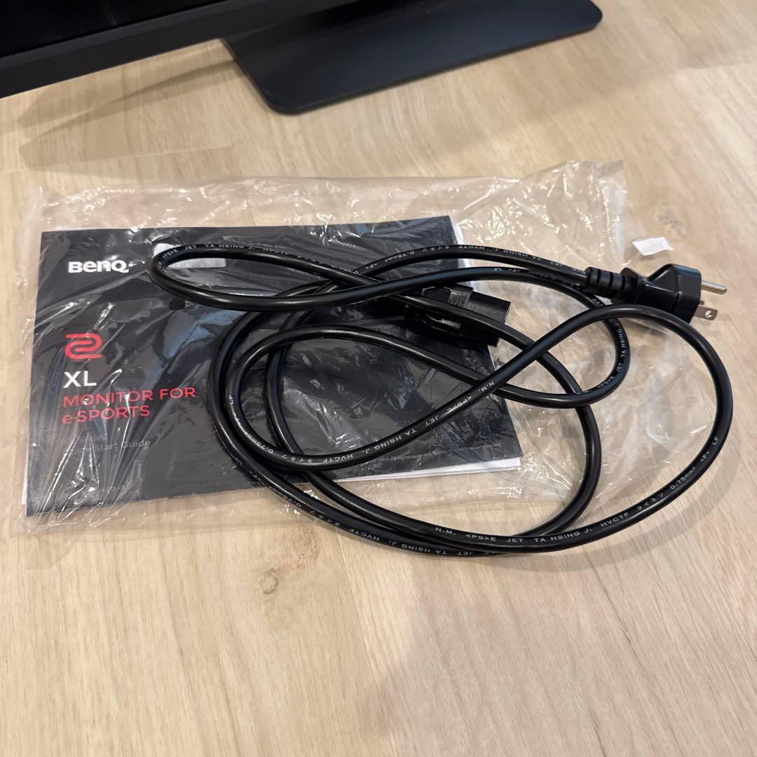 BenQ ZOWIE XL2411K ゲーミングモニター (24インチ)