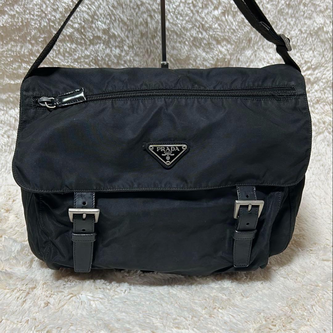 ✨️美品✨️ プラダ ショルダーバッグ メッセンジャー ナイロン 黒 白タグ