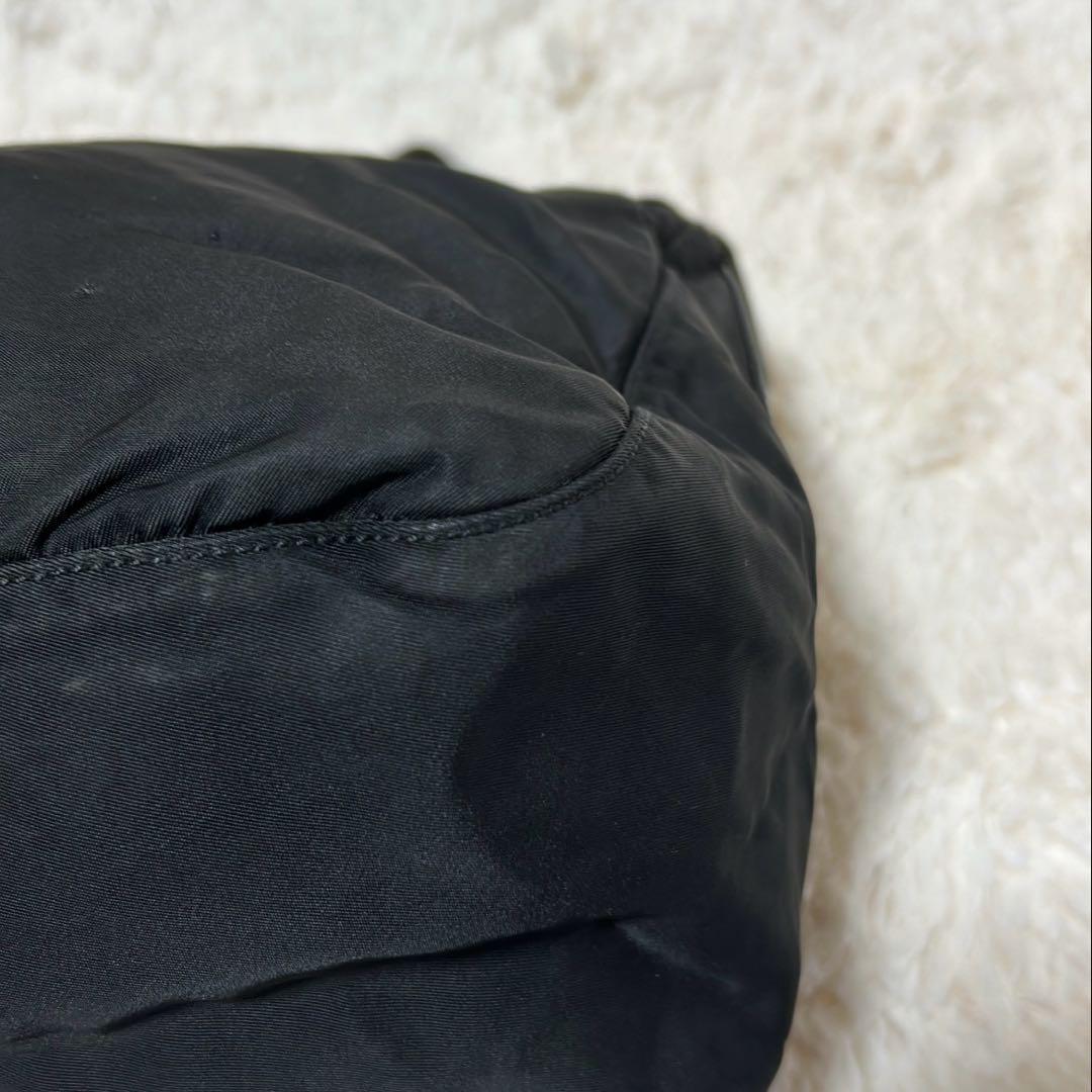 ✨️美品✨️ プラダ ショルダーバッグ メッセンジャー ナイロン 黒 白タグ