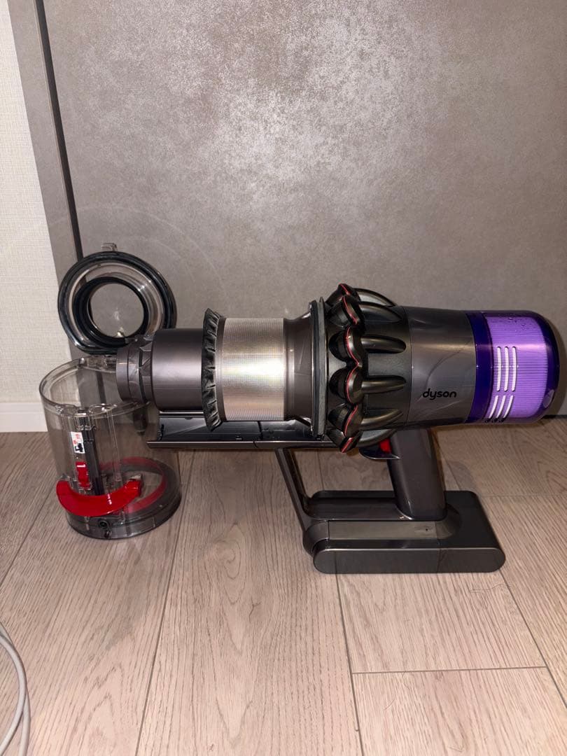 【純正充電ドック付】【美品】dyson Ꮩ11 fluffy+ SV14