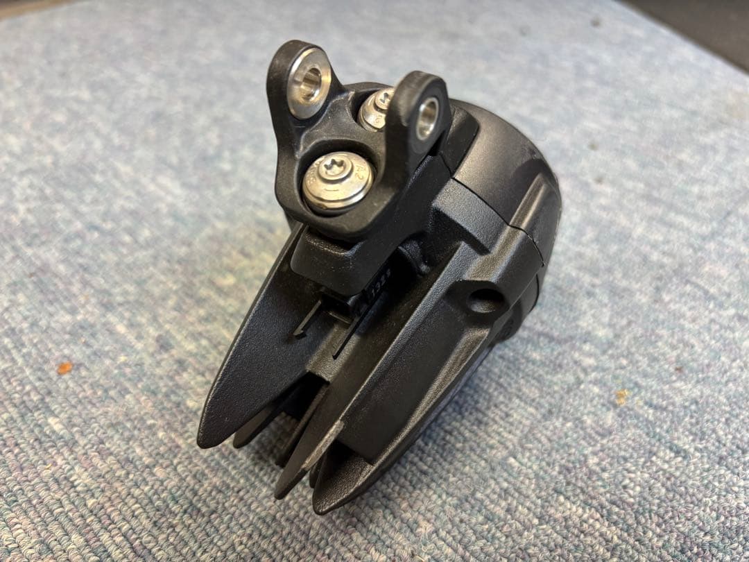  R1250GSA 純正LED補助ハイビームライト