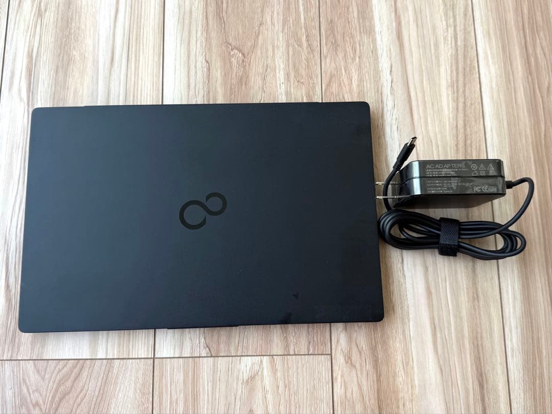 2021年4月モデル 超軽量 LIFEBOOK U9311/F Core i5