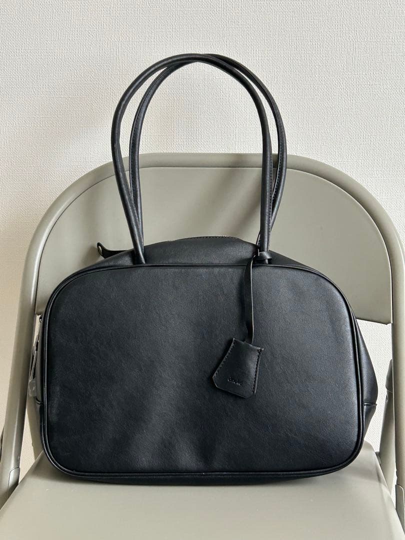 ●anuke Ecoleather Boston Bag