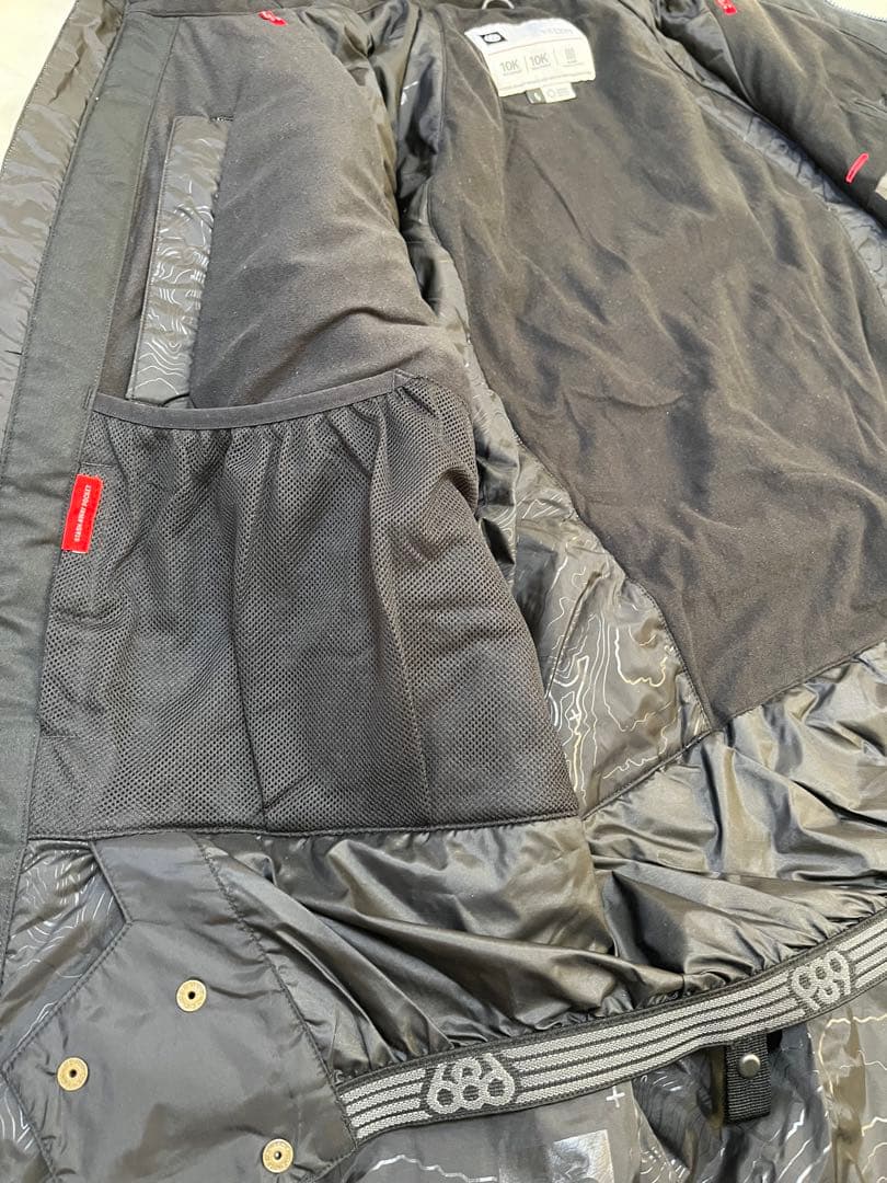 【美品】686 スノーボードウェア ジャケット L セットアップ　使用回数1回