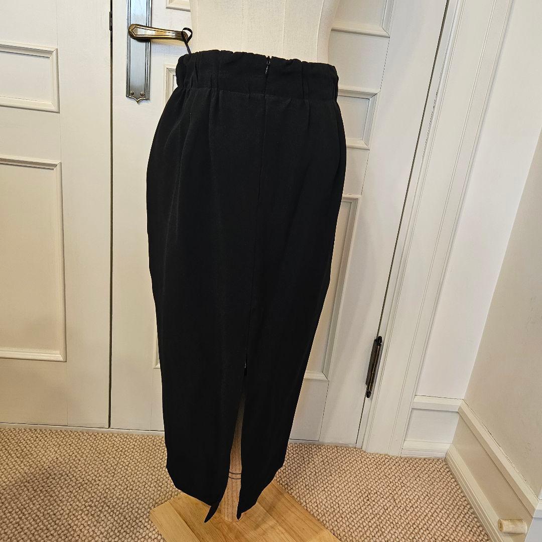 N°21 黒タイトスカート　美品❗