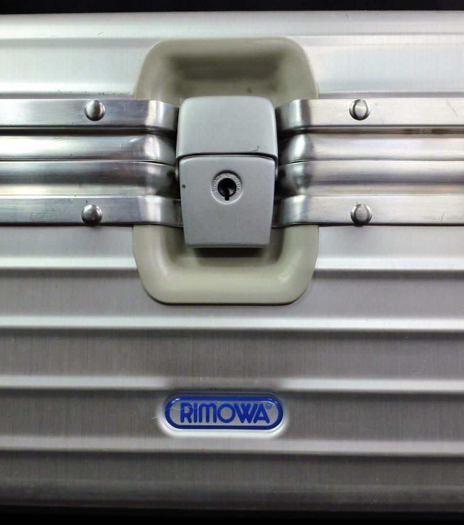 リモワ 946.38『OPAL/オパール』アルミビューティケース 17L 鍵付