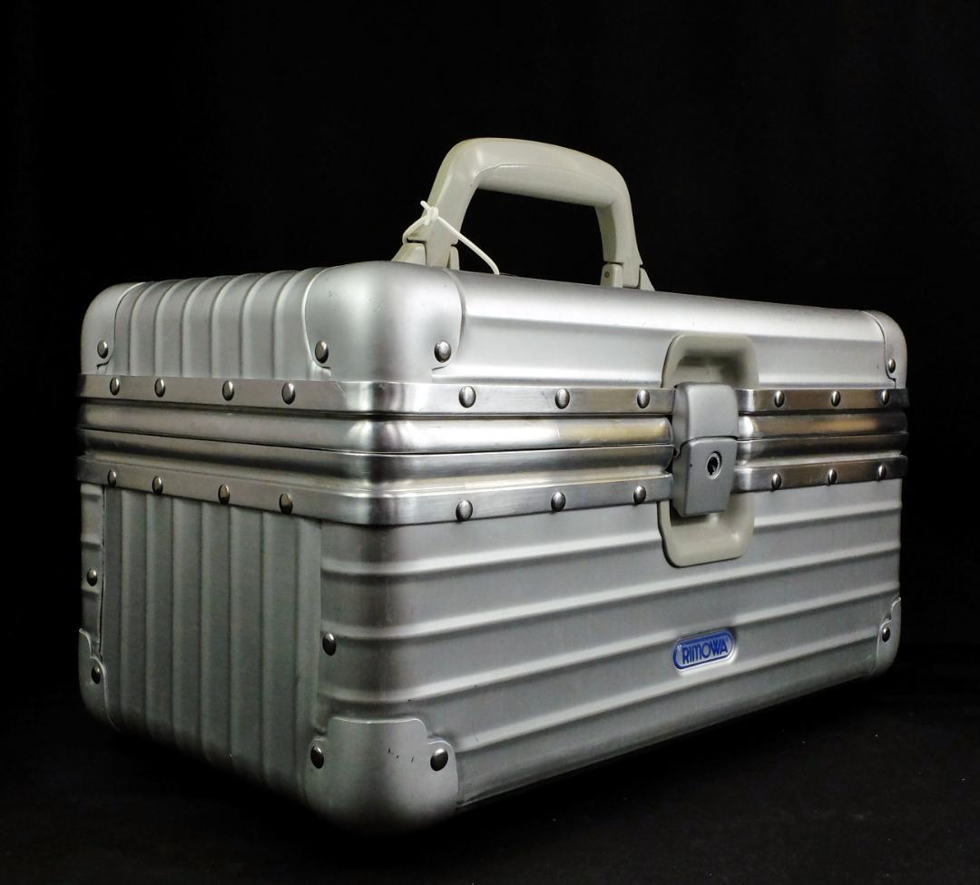 リモワ 946.38『OPAL/オパール』アルミビューティケース 17L 鍵付