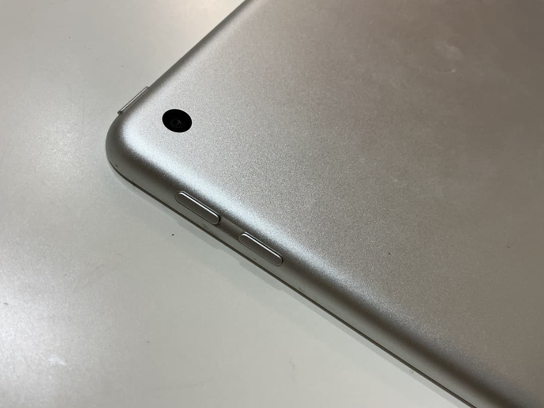 【美品】iPad 第5世代 128GB A1822 Wi-Fiモデル 本体のみ