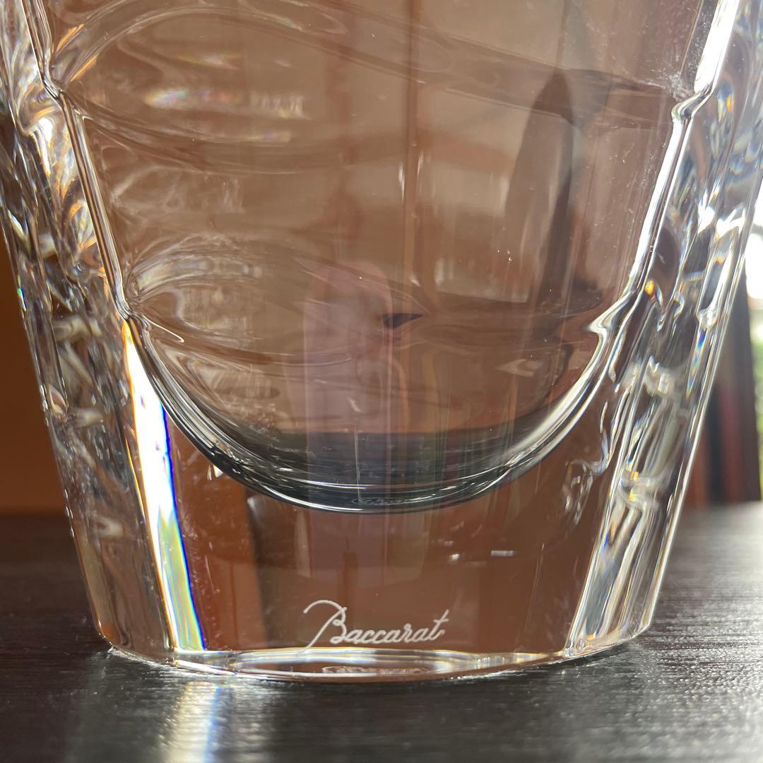 引*離様 【新品・未使用品】バカラ ウエーブ 花瓶 箱付き