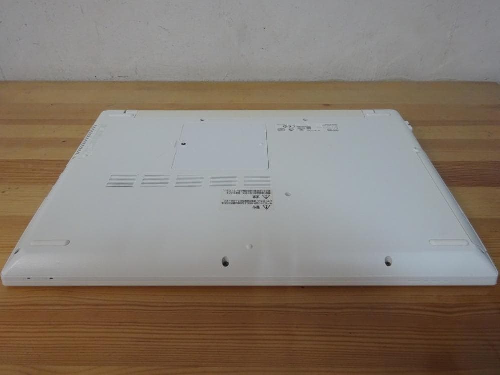 東芝 ノートパソコン dynabook T55/RW/中古特価良品