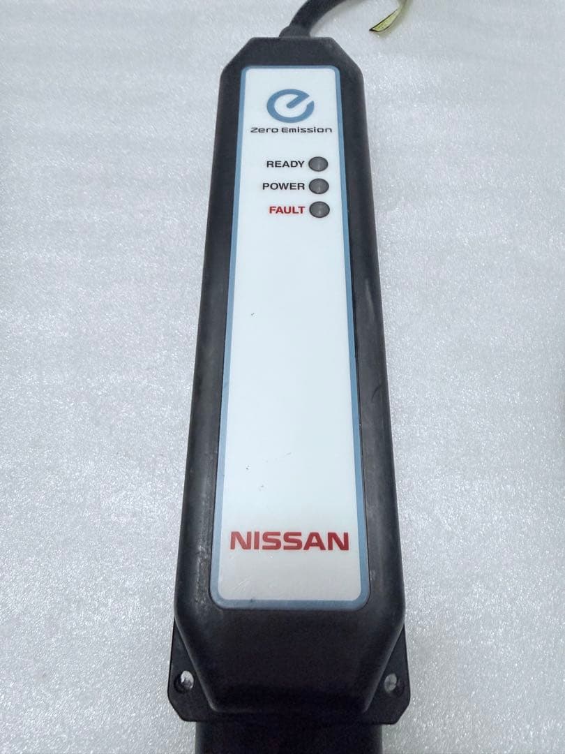 最新型番　日産リーフ充電ケーブル　 6WX0A 725