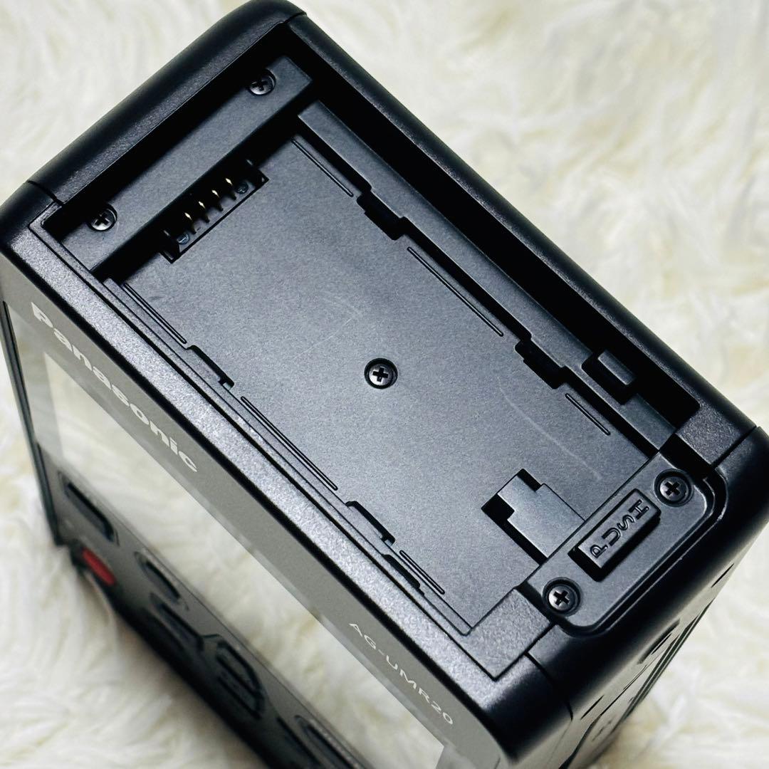 【美品】Panasonic メモリーカードポータブルレコーダー　AG-UMR20