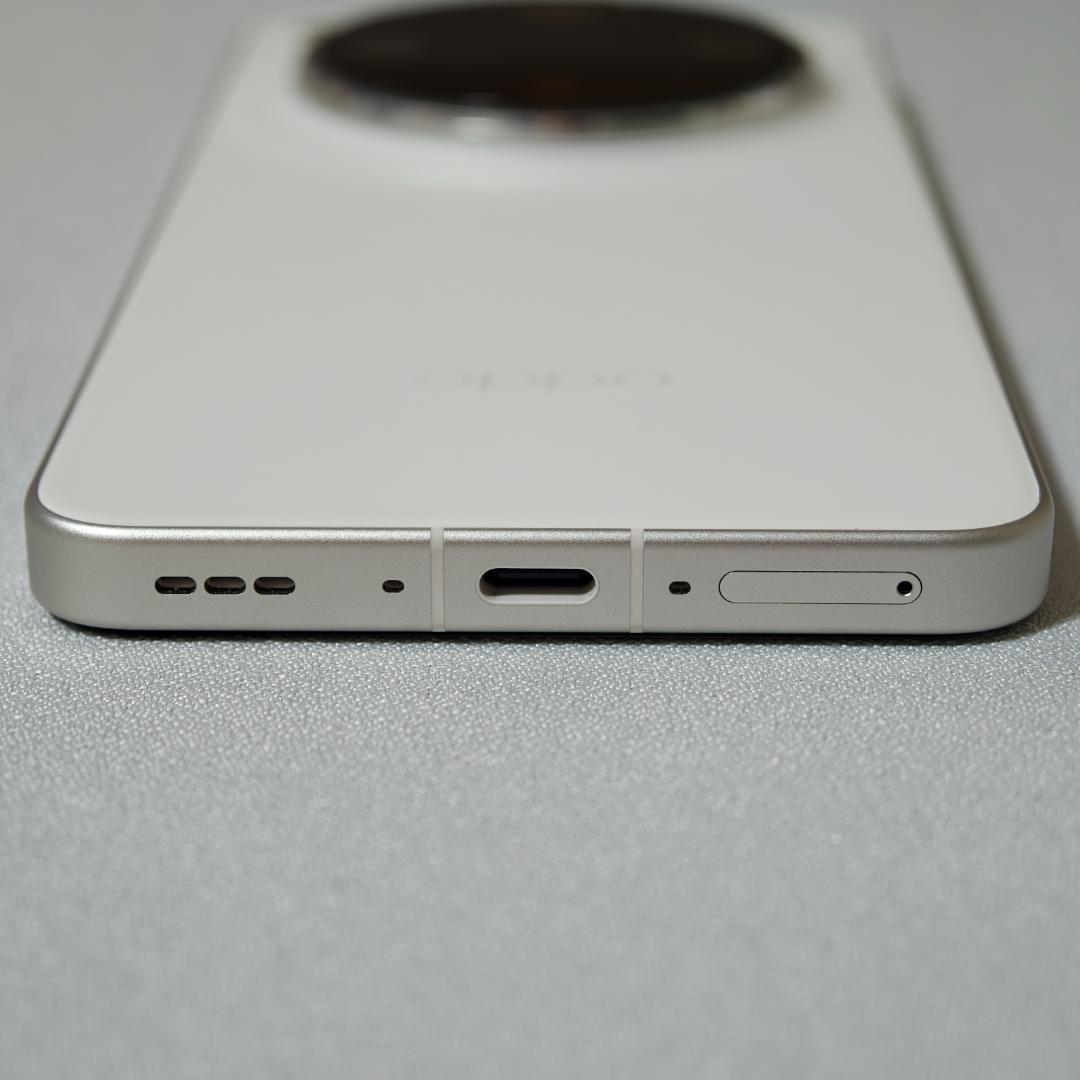 【新品同様】OPPO Find X8 Ultra 12GB/256GB ホワイト