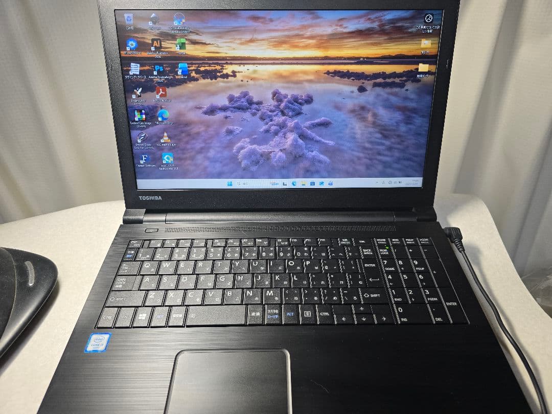 刺繍ミシンデータ作成に　ノートパソコン